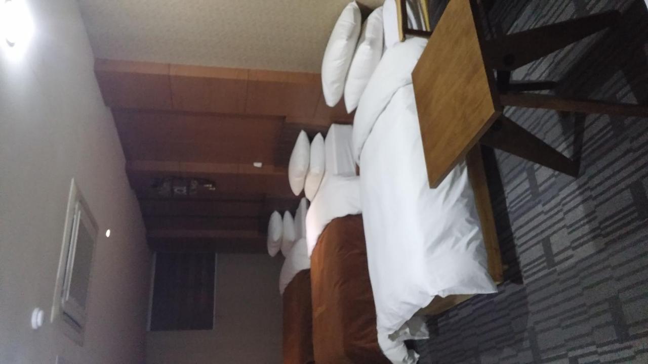 Benikea Premier Hotel Siheung Exterior foto